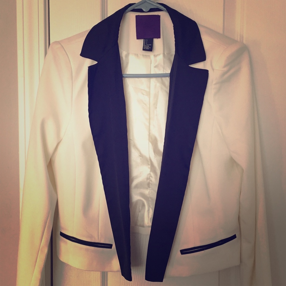 COPY - Forever 21 Tuxedo Blazer